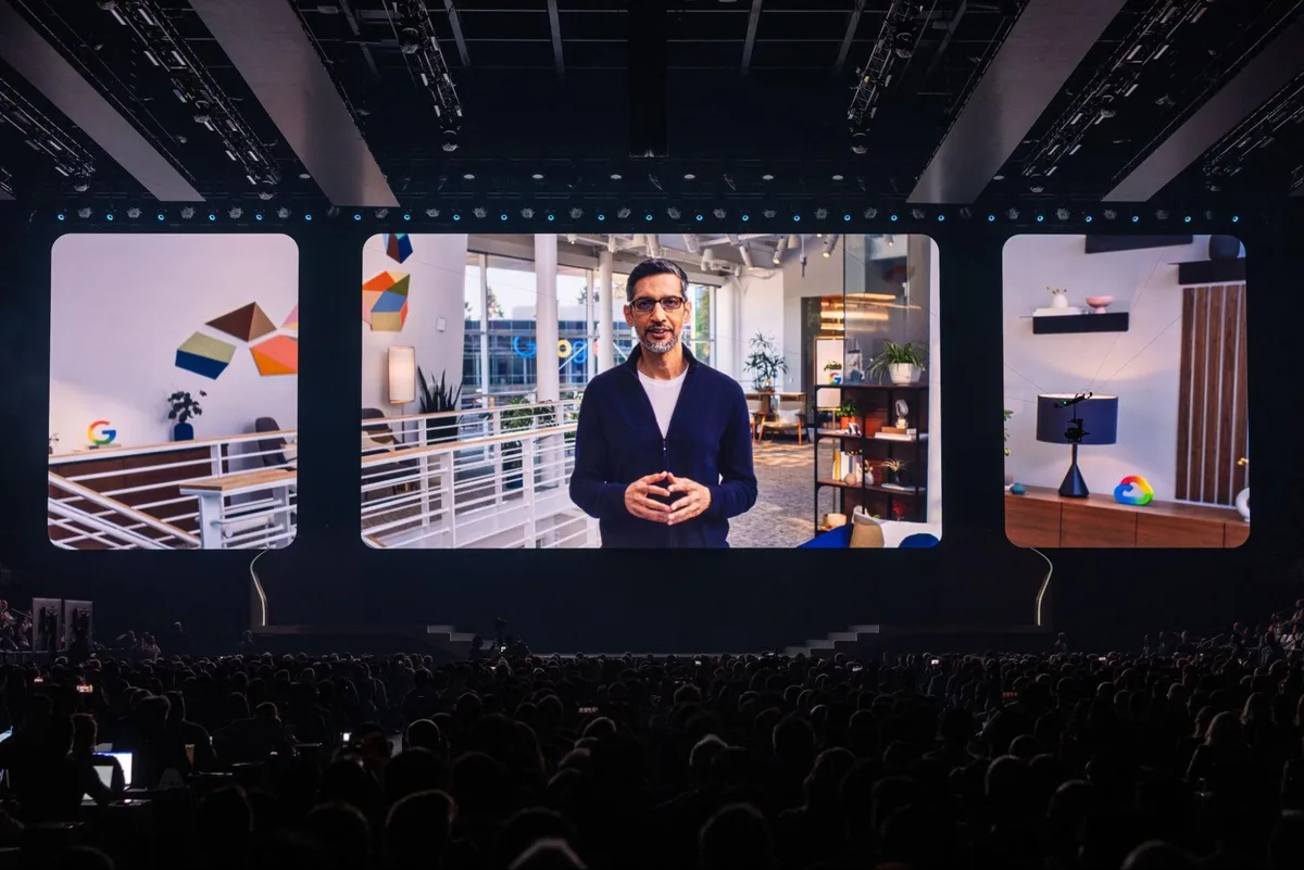 Six gen AI agent types The six agent types organizing Google Cloud's gen AI use case list